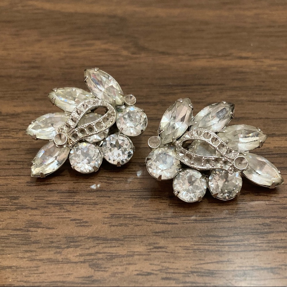 Eisenberg Crystal Clip On Earrings ornate Leaf Vintage